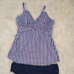 NEW REALLY CUTE STRIPED TANKINI